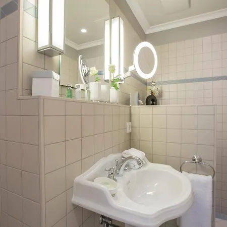 Romantik Zur Glocke Trier