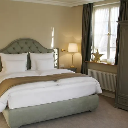 Romantik Zur Glocke 2* Trevír