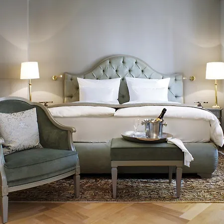 Romantik Zur Glocke Hotel