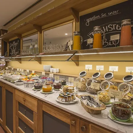 钟声浪漫酒店 特里尔