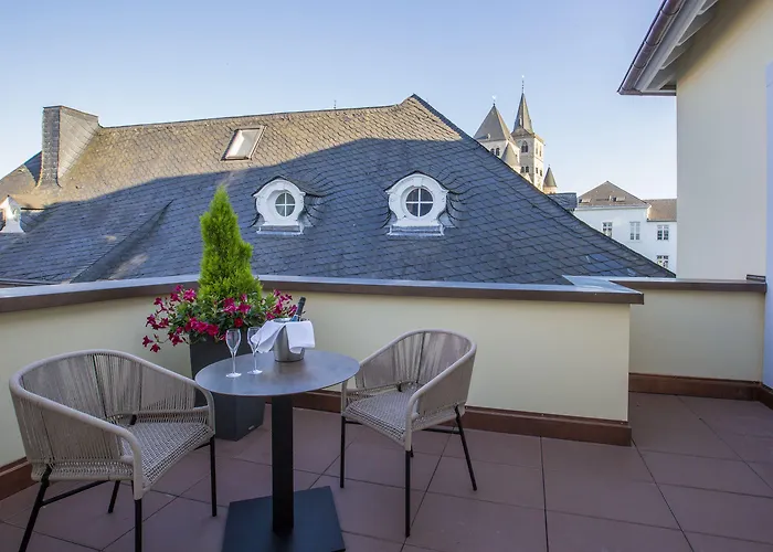 钟声浪漫酒店 酒店 2*