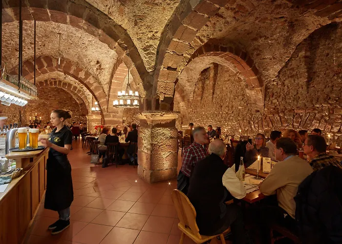 Romantik Zur Glocke Hotel Trèves