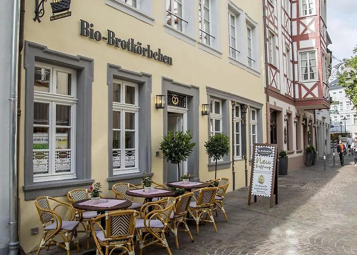 钟声浪漫酒店 酒店 2*