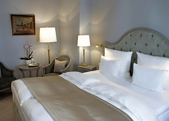 Romantik Zur Glocke 2* Trier