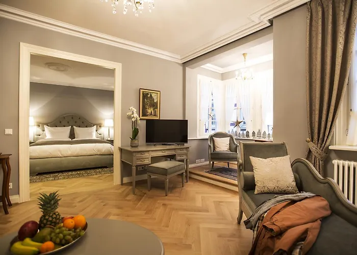 Romantik Zur Glocke Hotel Trèves